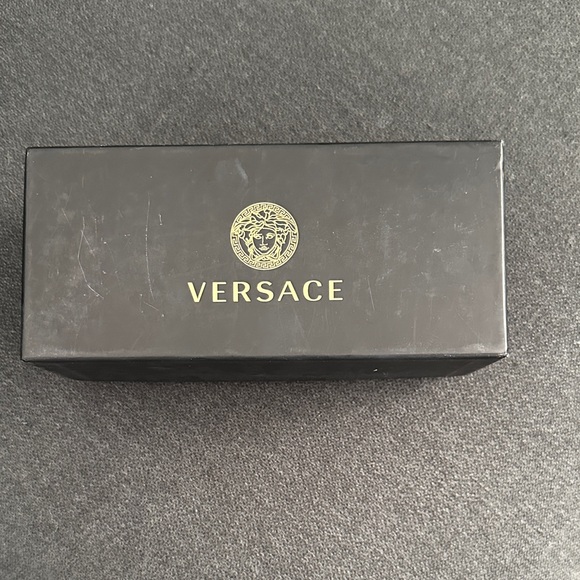 Versace sunglasses with box/case - Picture 8 of 11
